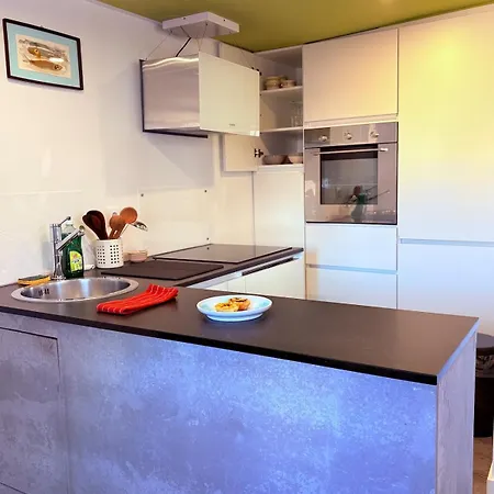 Alfama With Tejo View 2nd Floor Monthly Apartamento Lisboa